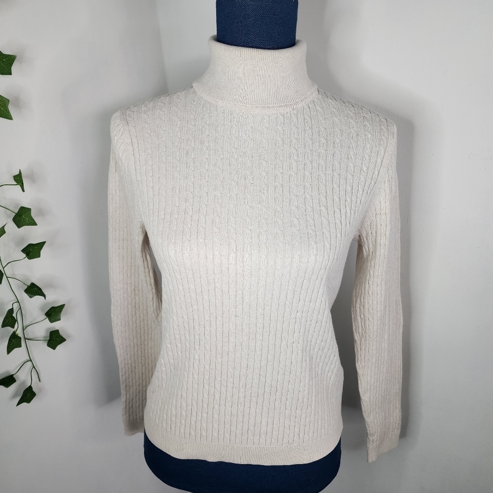 Pria Oatmeal Cable Knit Cotton Turtleneck Sweater
